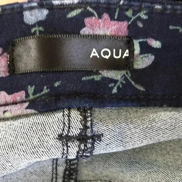 Aqua Multicolor Floral Skinny Leg Jeans Size 27 - Picture 5 of 6